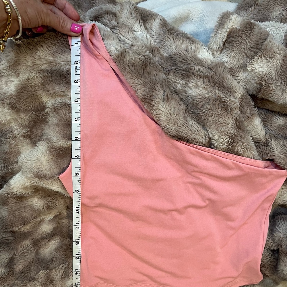 Cropped Top - Picture 5 of 8